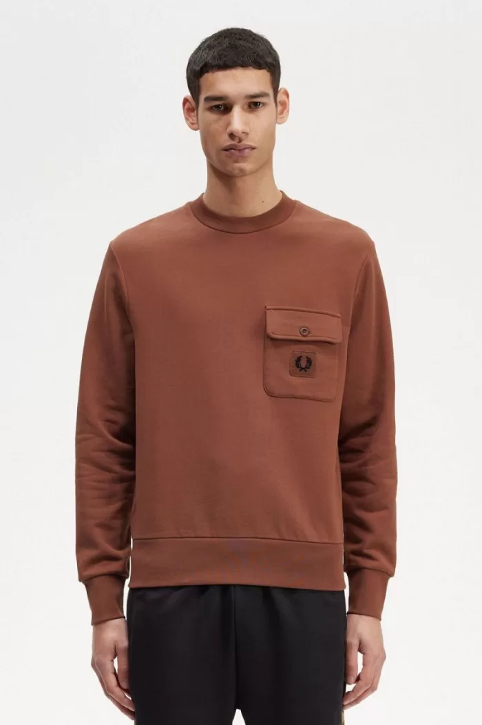 Fred Perry Badge Detail Crew Neck Men’s Sweatshirts Whisky Brown | PQJYU7625