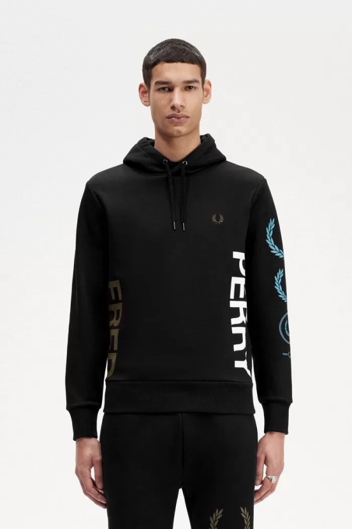 Fred Perry Graphic Branding Hooded Men’s Sweatshirts Black | ZYFCO7235