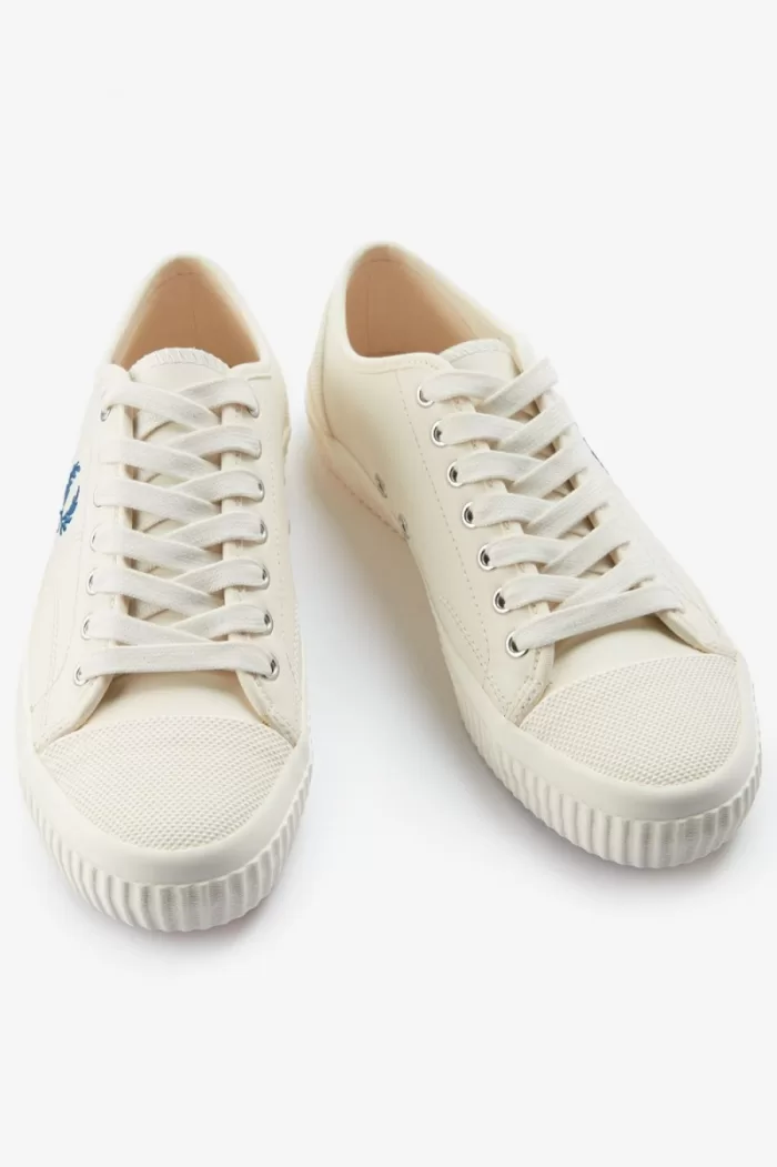 Fred Perry Hughes Low Women’s Plimsolls Light Beige Shaded Cobalt | FDBYX5213