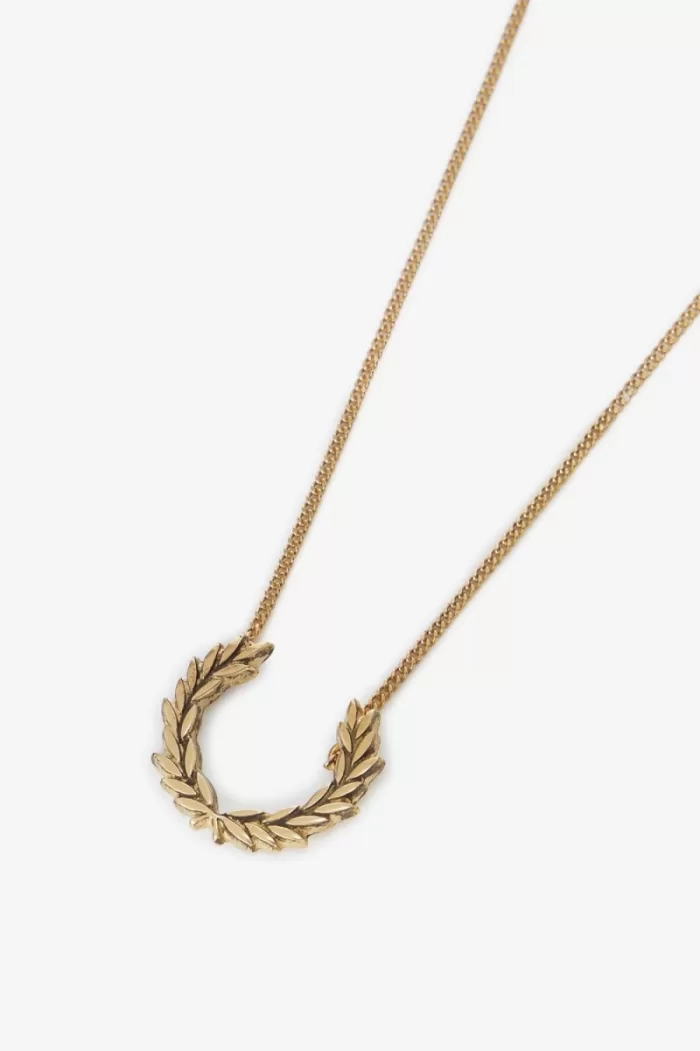 Fred Perry Laurel Wreath Necklace Women’s Jewellery Gold | ETUHF3520