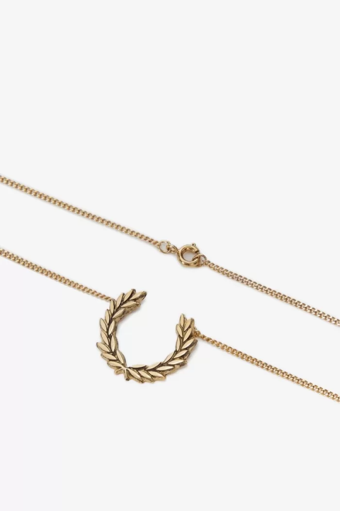 Fred Perry Laurel Wreath Necklace Women’s Jewellery Gold | ETUHF3520