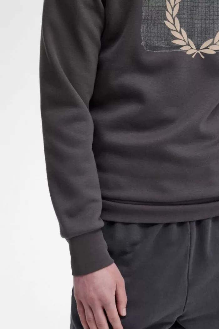 Fred Perry Layered Graphic Men’s Sweatshirts Gunmetal | LCHTO8260