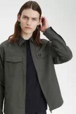 Fred Perry Lightweight Zip-Through Men’s Shirt Field Green | MDKZE5830