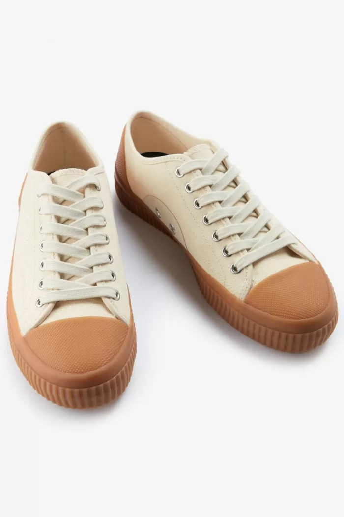 Fred Perry Low Hughes Men’s Plimsolls Beige Light Beige | NBAOW5891