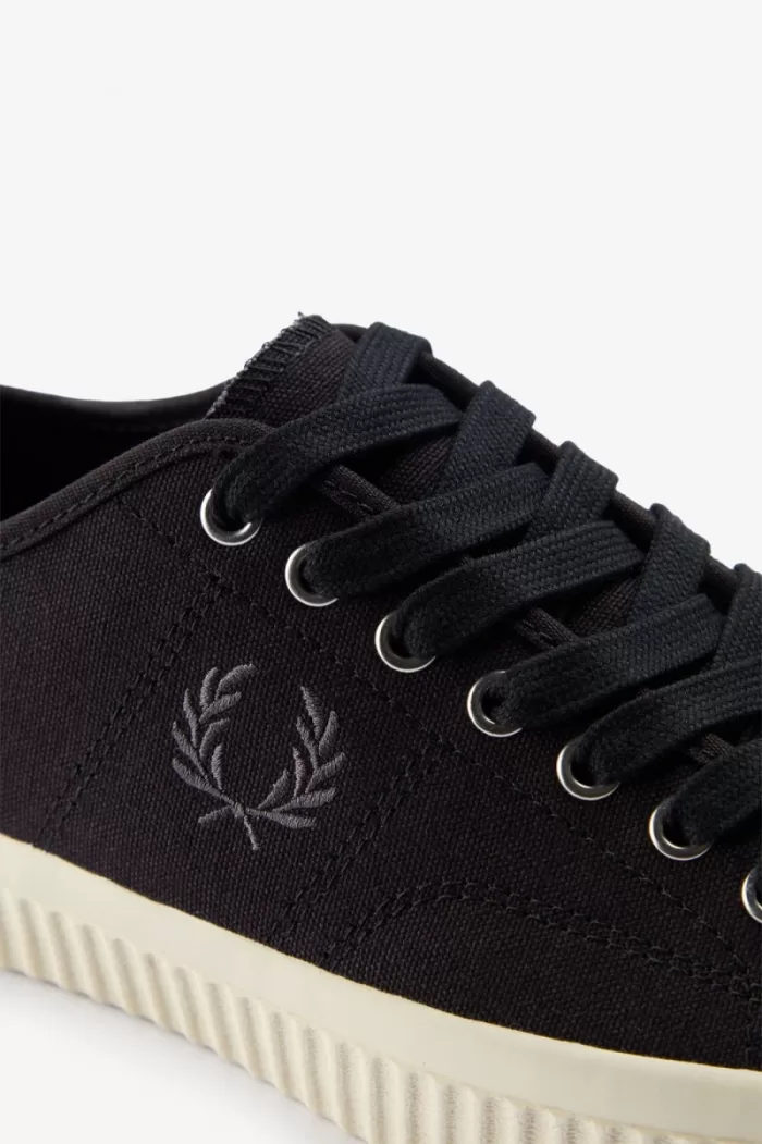 Fred Perry Low Hughes Women’s Plimsolls Black Gunmetal | CXVAF1642