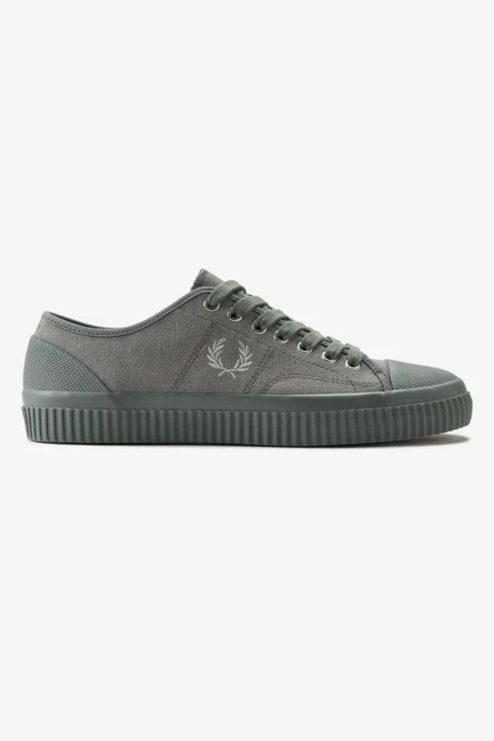 Fred Perry Low Hughes Women’s Plimsolls Field Green Warm Grey | LYPAI2804