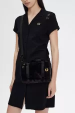 Fred Perry Mini Barrel Women’s Bags Black | NFWEB0829