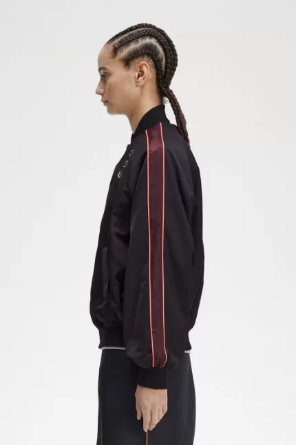 Fred Perry Printed Lining Bomber Women’s Jackets Black | WLCGI7512