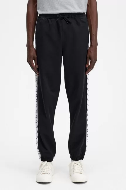 Fred Perry Taped Track Men’s Pants Black | JWDCQ3790